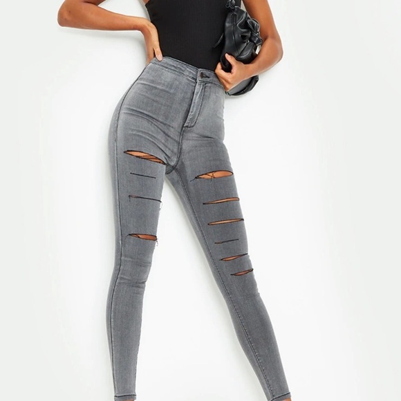 PRETTYLITTLETHING Washed  Grey Rip Ripped Disco Skinny Jeans - Picture 1 of 4